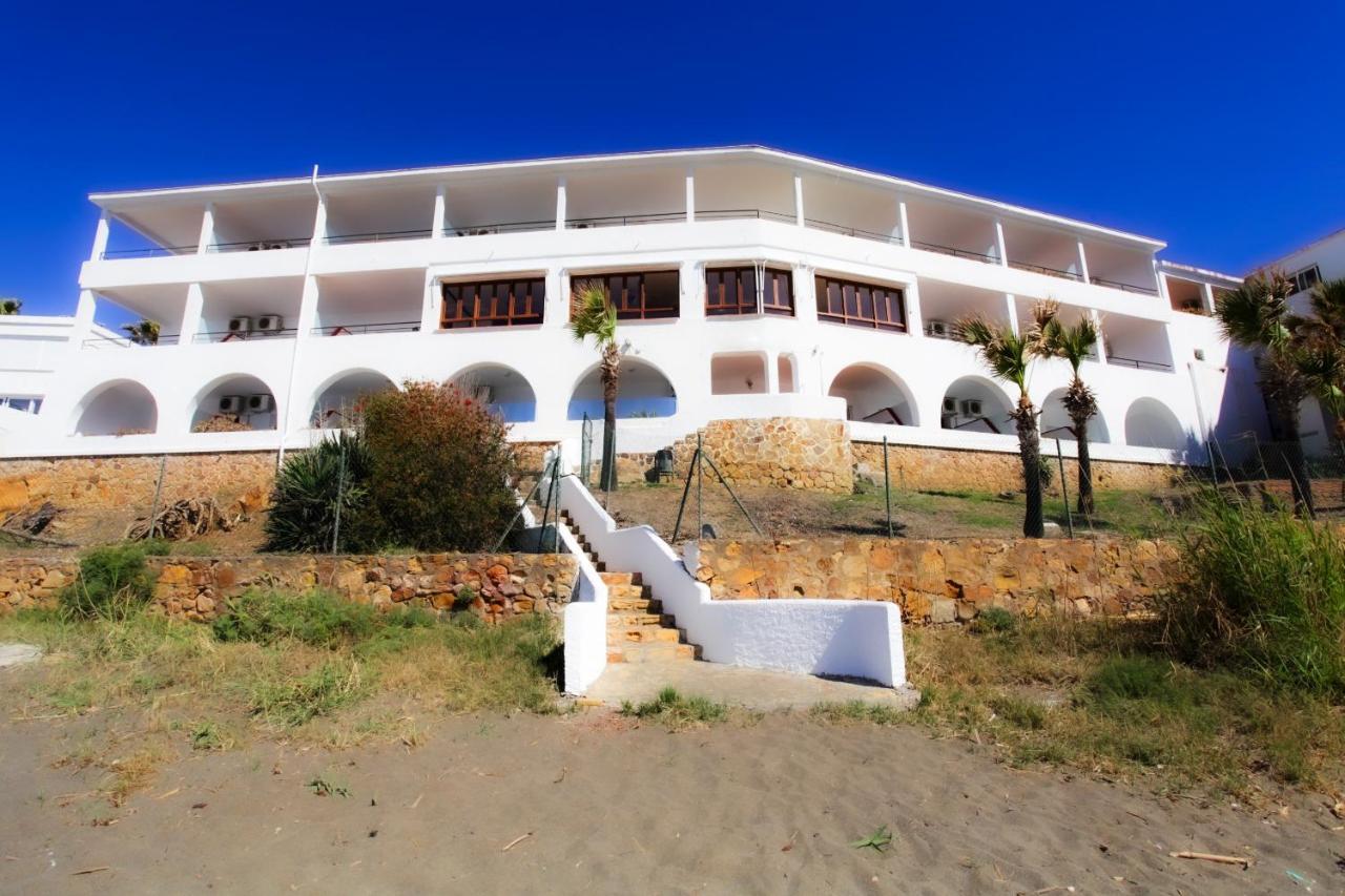 טורגואדיארו Hotel Patricia מראה חיצוני תמונה
